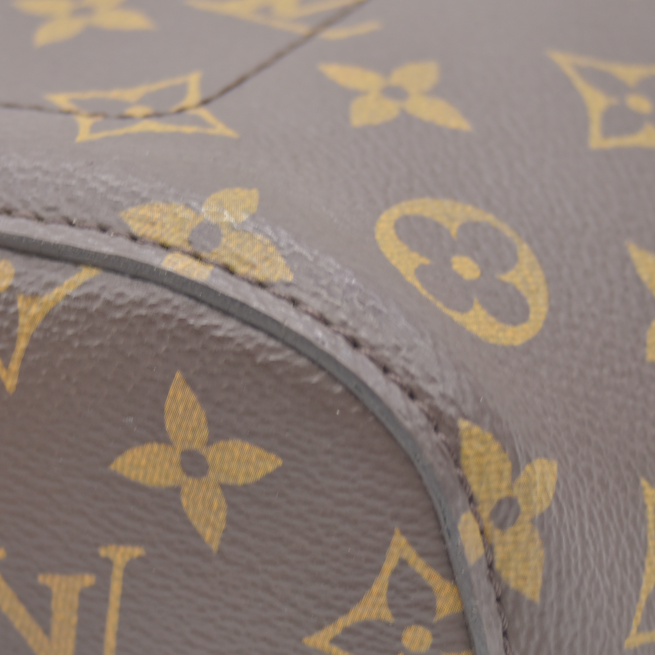 $2470 2018 Louis Vuitton Monogram Montsouris NM Backpack