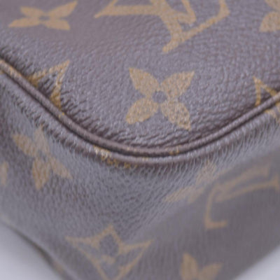 $600 Louis Vuitton Monogram Trousse Toilette 23 882TH CONSIGNMENT