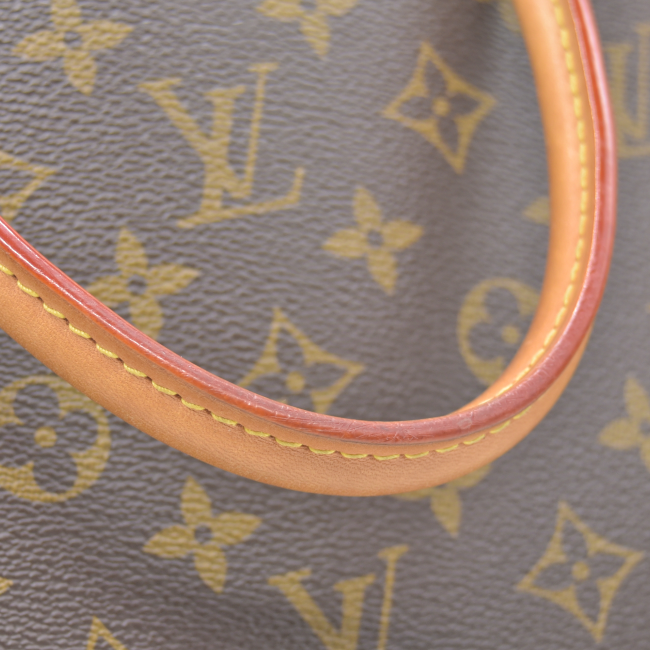 $3200 Louis Vuitton Monogram Grand Palais RFID