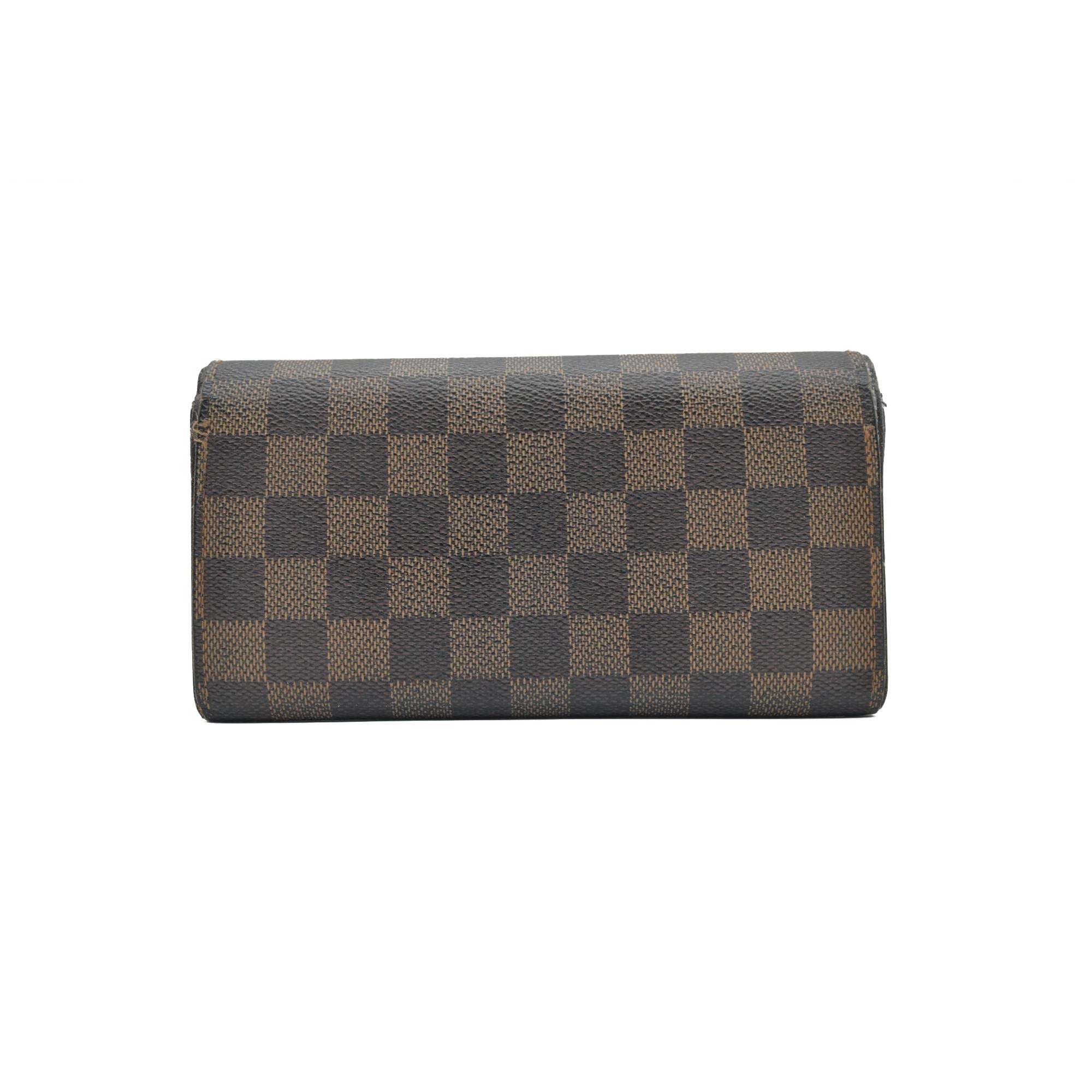 $725 Louis Vuitton Damier Ebene Sarah Wallet CONSIGNMENT CA4008