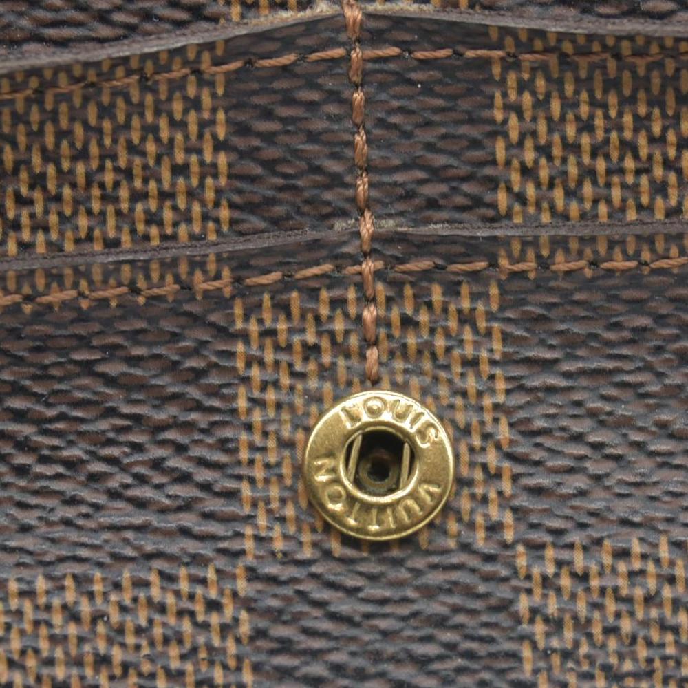 $725 Louis Vuitton Damier Ebene Sarah Wallet CONSIGNMENT CA4008