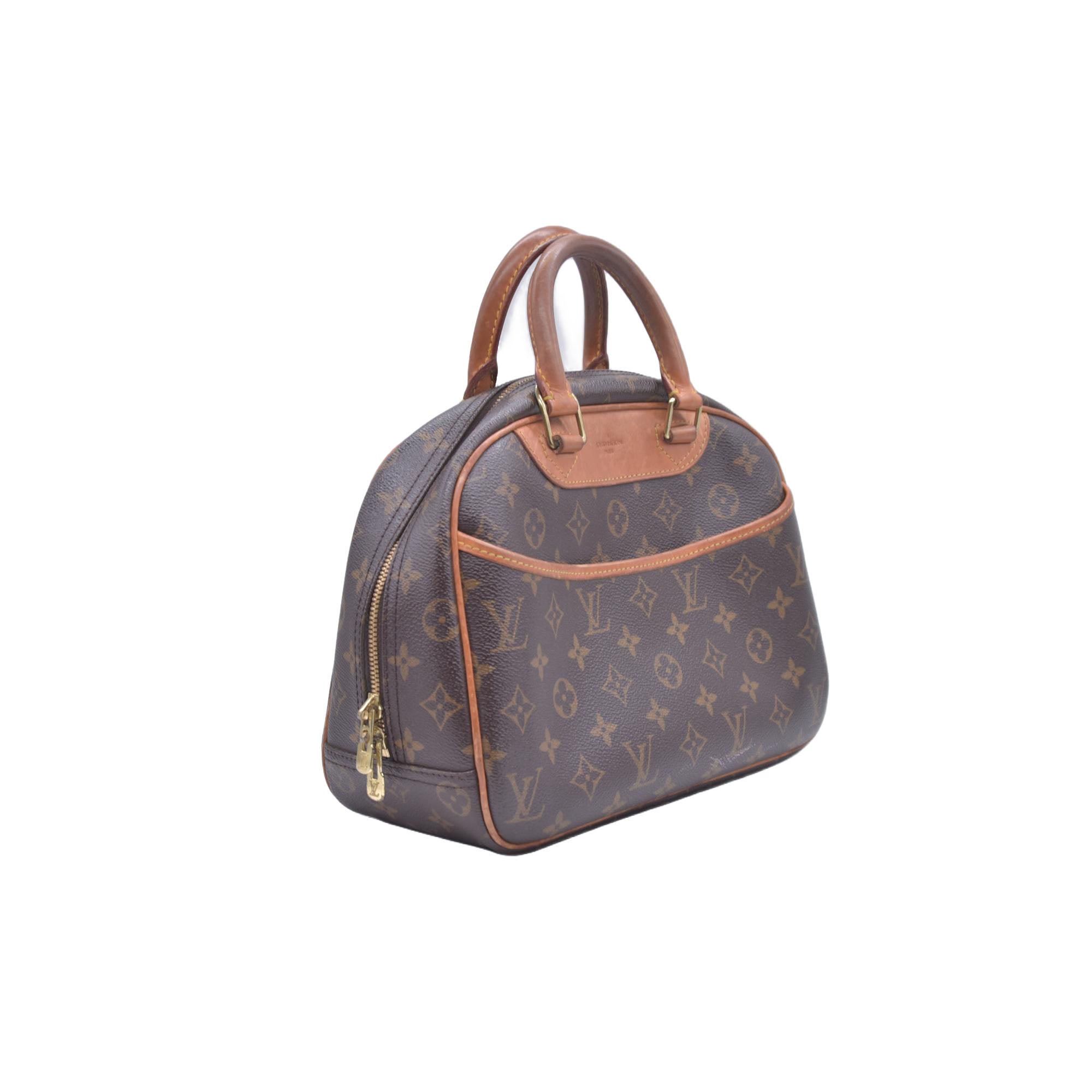 $1670 Louis Vuitton Monogram Trouville CONSIGNMENT