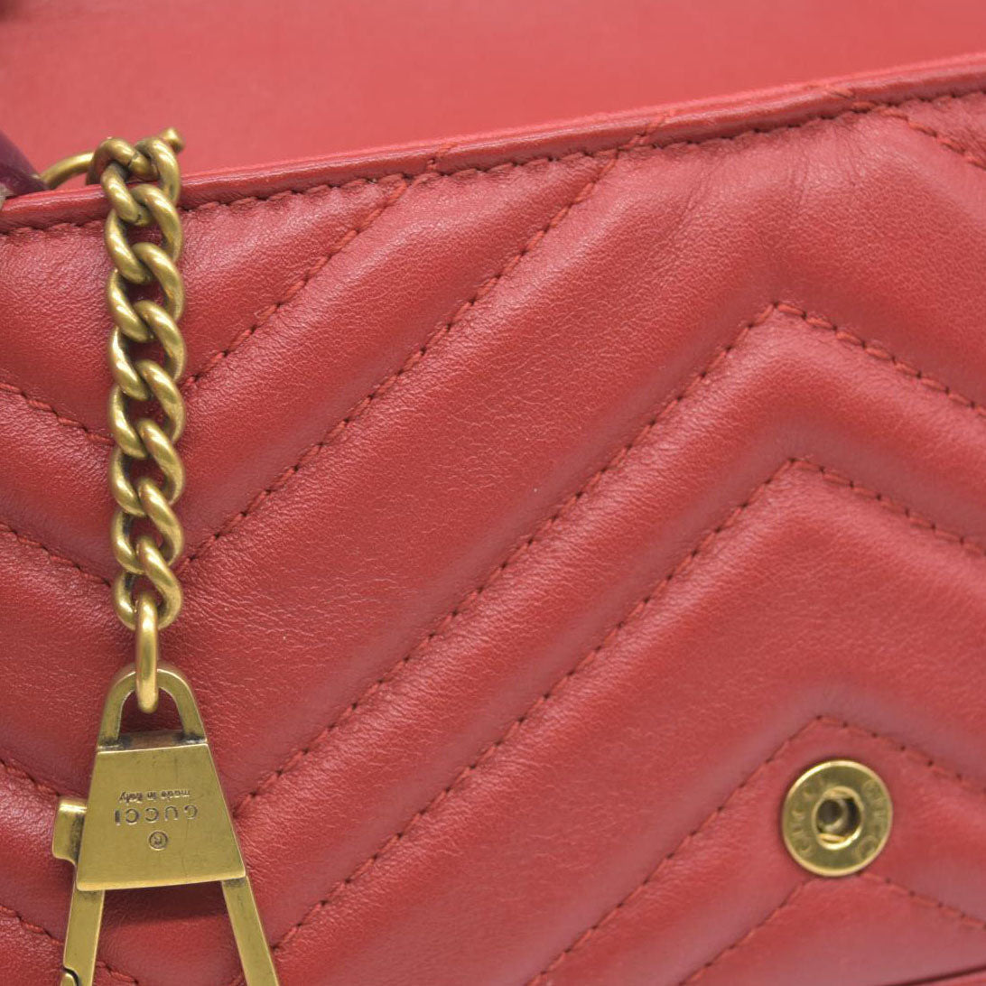 $1550 Gucci Leather Marmont Super Mini Red