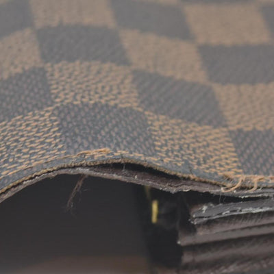 $725 Louis Vuitton Damier Ebene Sarah Wallet CONSIGNMENT CA4008
