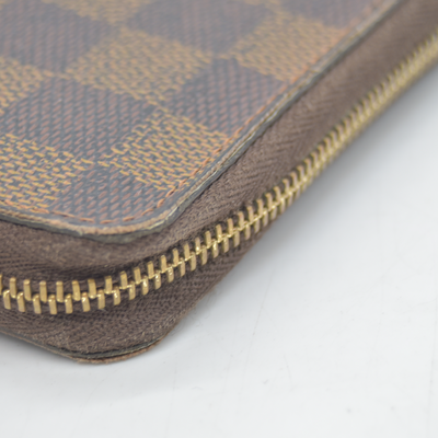 $560 2009 Louis Vuitton Damier Ebene Zippy Coin Wallet  SN0089