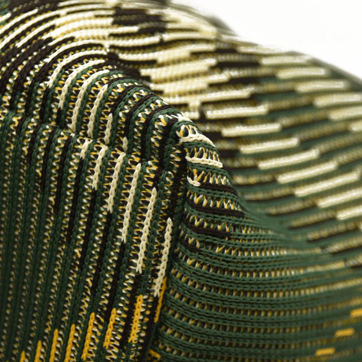 Burberry  Canvas Peg Medium Duffle Bag Ivy