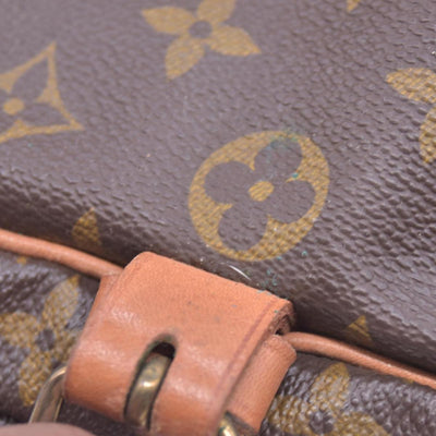 $1260 Louis Vuitton Monogram Saumur 30 CONSIGNMENT