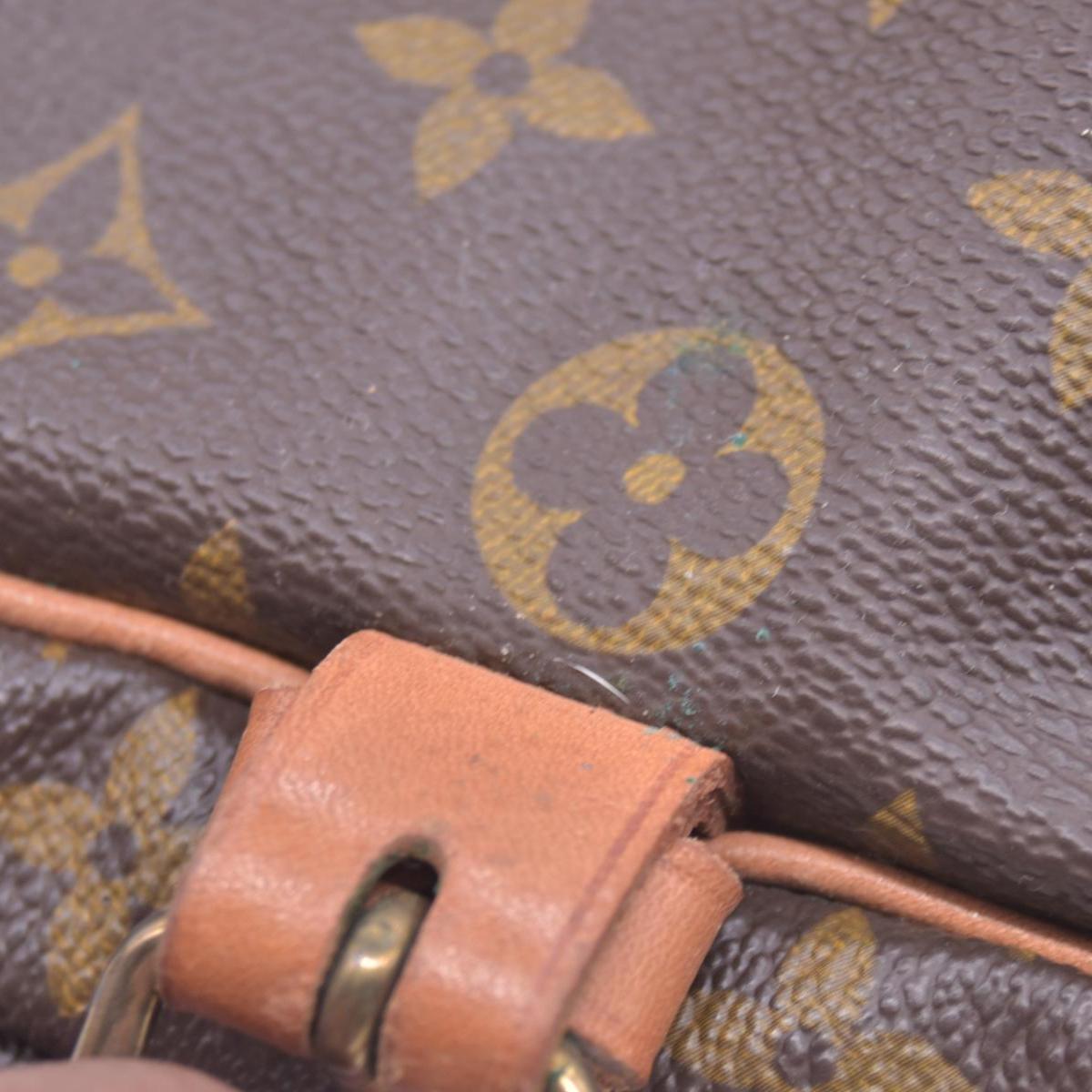 $1260 Louis Vuitton Monogram Saumur 30 CONSIGNMENT 1990s 10020924