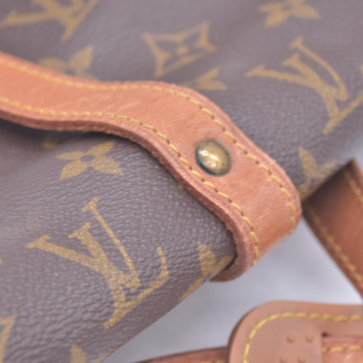 $1260 Louis Vuitton Monogram Saumur 30 CONSIGNMENT 1990s 10020924