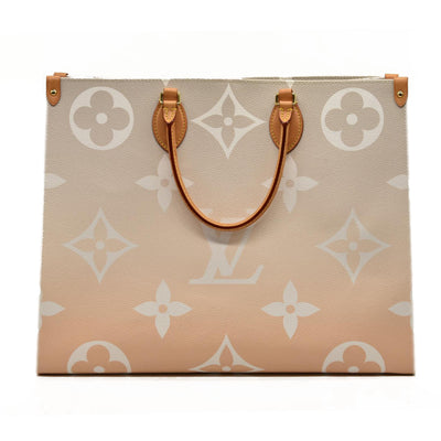 Louis Vuitton  Monogram Giant By The Pool Onthego GM Brume