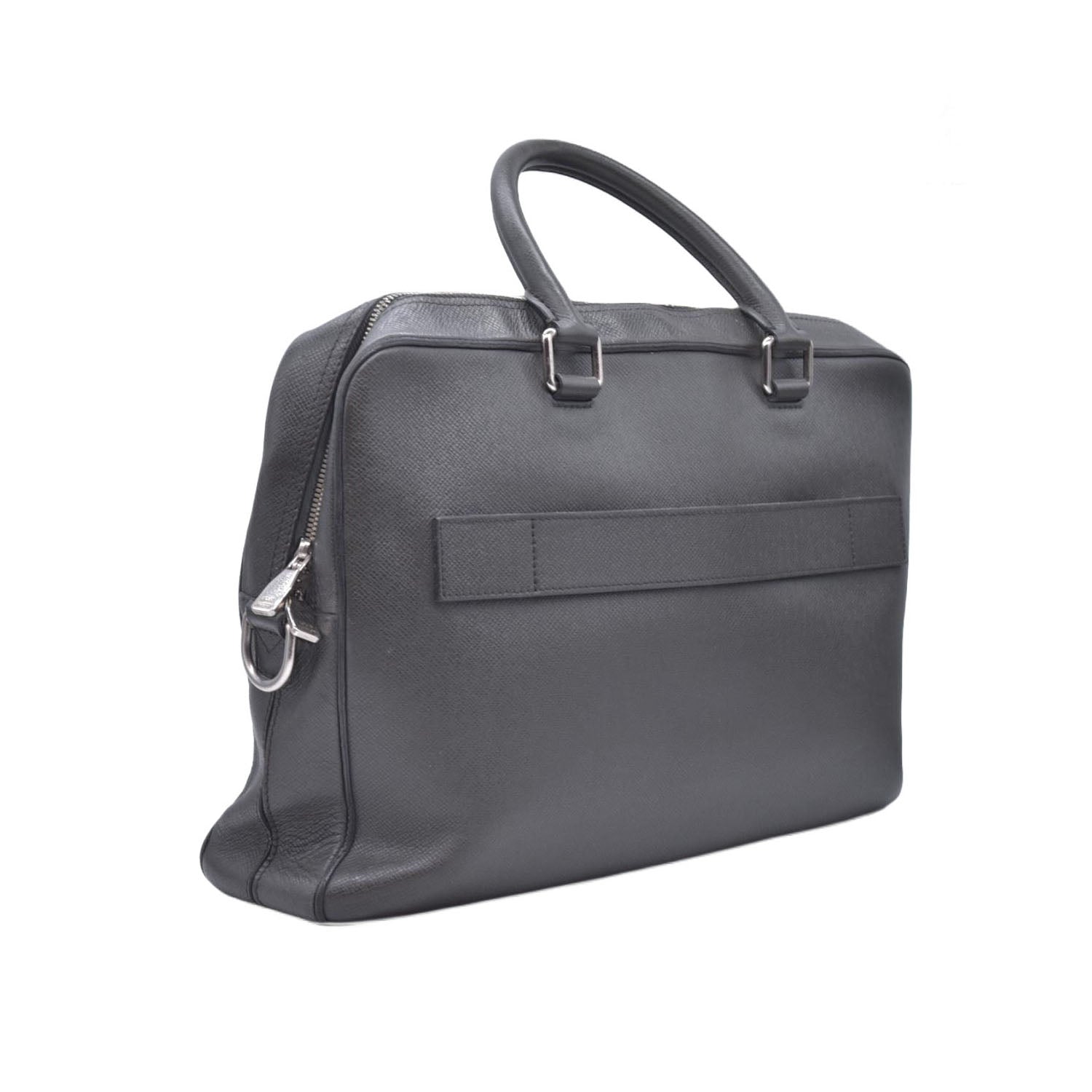 $2340 Louis Vuitton  Taiga Leather Porte-Documents CONSIGNMENT