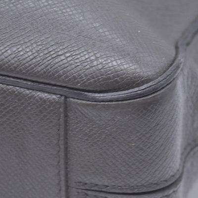$2340 Louis Vuitton  Taiga Leather Porte-Documents CONSIGNMENT