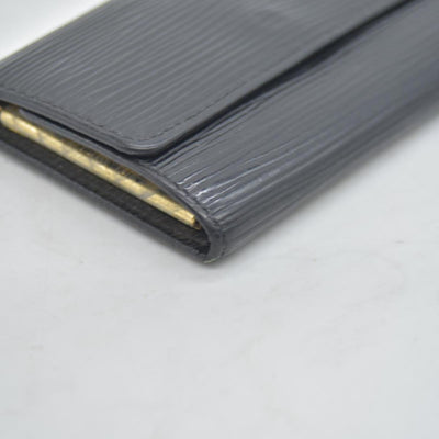 $445 Louis Vuitton Epi 6 Key Multicles Key Holder Black CA0043