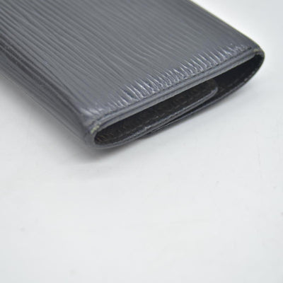 $445 Louis Vuitton Epi 6 Key Multicles Key Holder Black CA0043