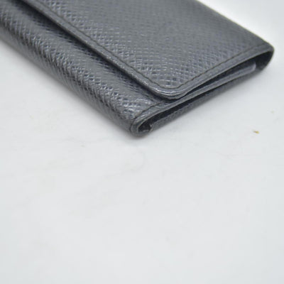 $295 LOUIS VUITTON Taiga 4 Key Multicles Key Holder Black CONSIGNMENT