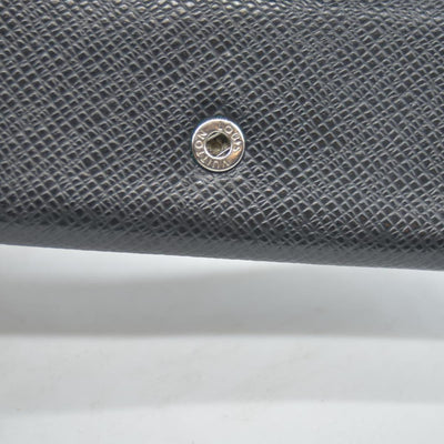$295 LOUIS VUITTON Taiga 4 Key Multicles Key Holder Black CONSIGNMENT