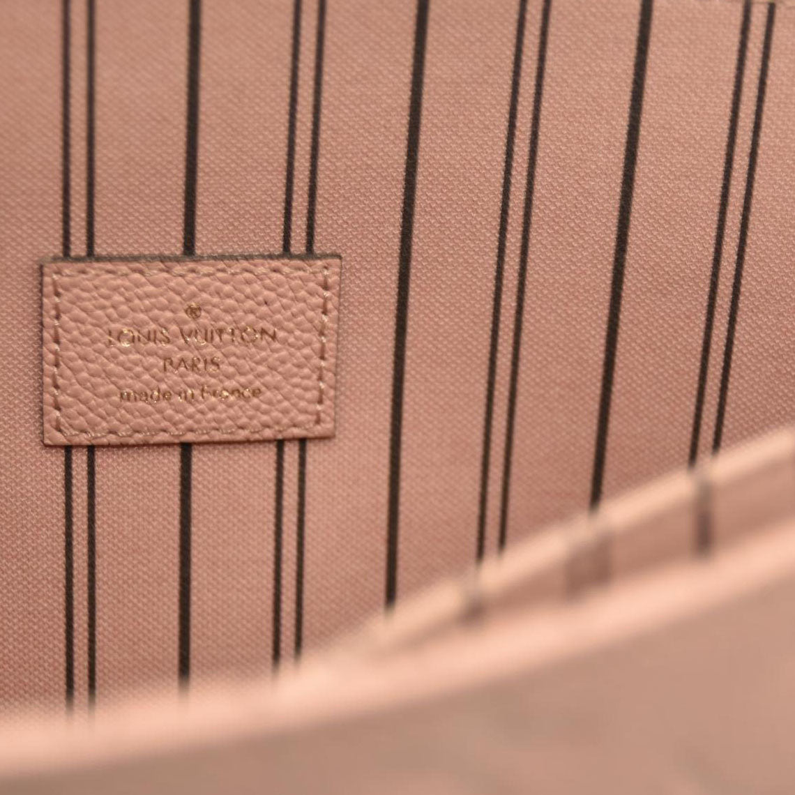 LOUIS VUITTON  Empreinte Pochette Metis Rose Poudre