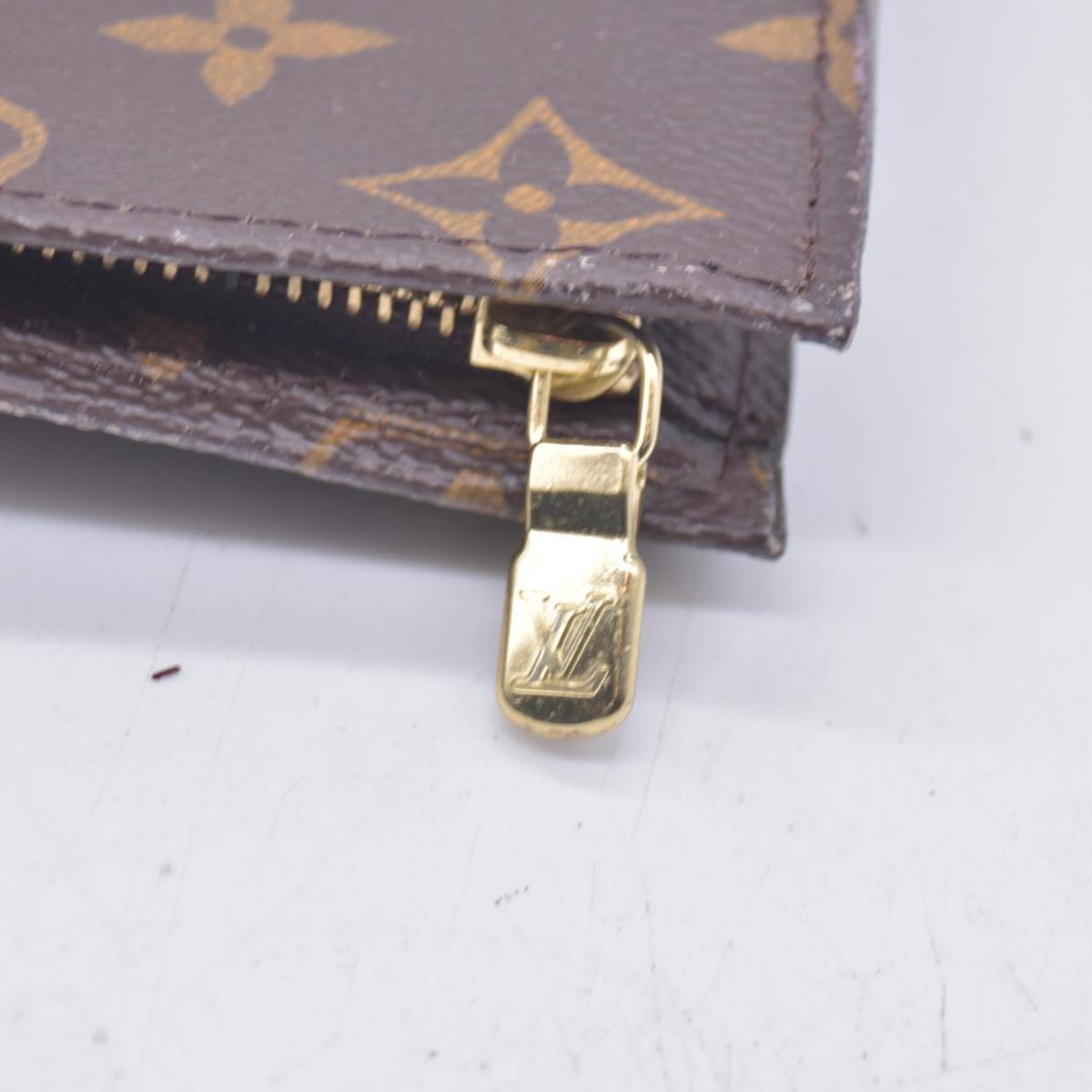 $590 LOUIS VUITTON Monogram Bucket 27 Pouch