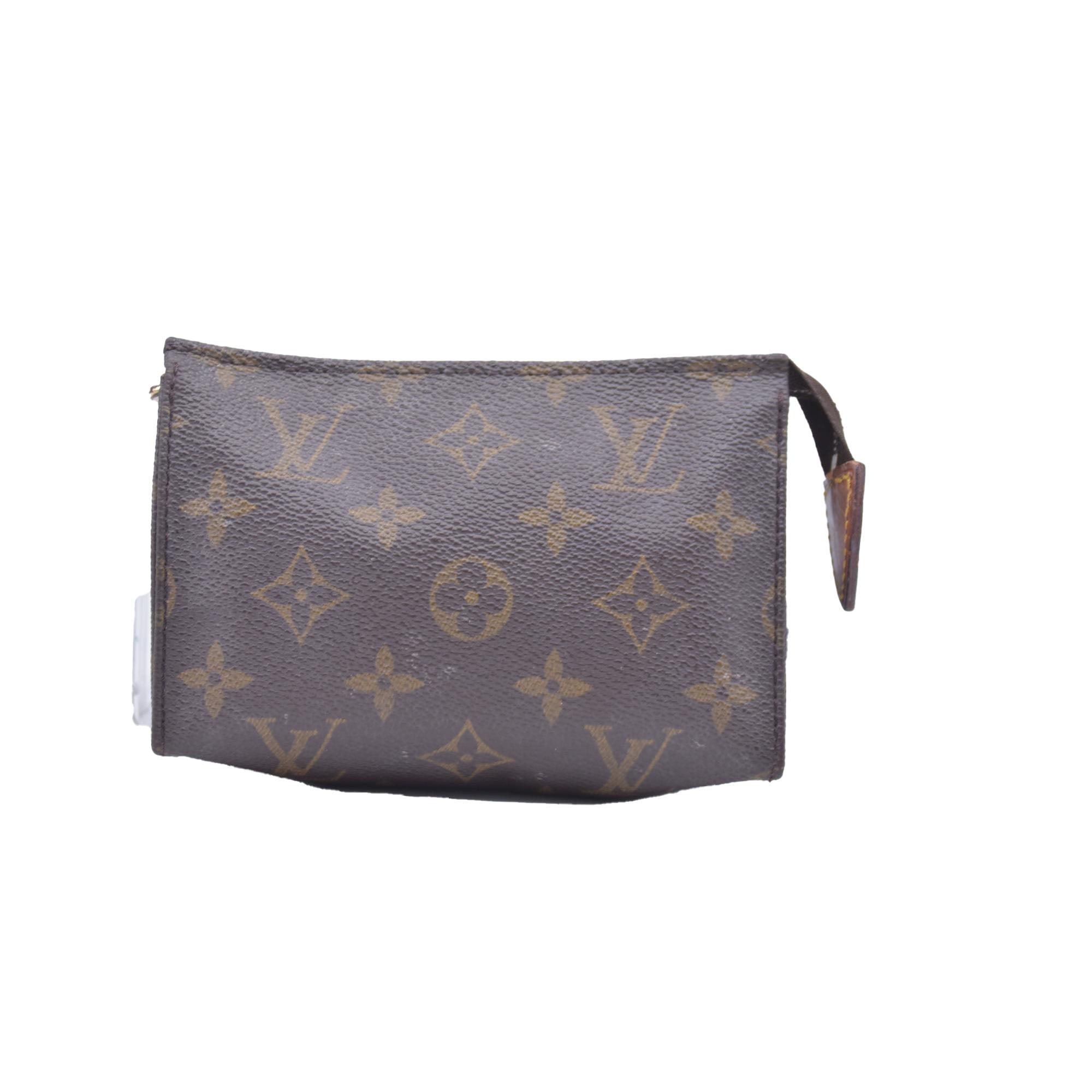 $595 1991 Louis Vuitton Monogram Toiletry Pouch 15 TH1901
