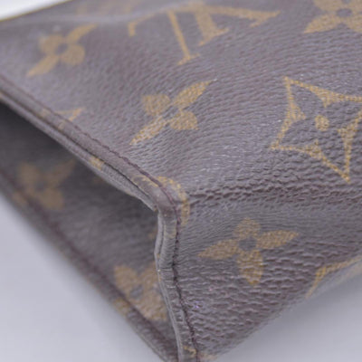 $595 1991 Louis Vuitton Monogram Toiletry Pouch 15 TH1901