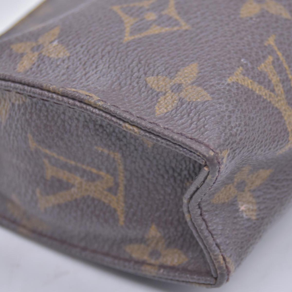 $595 1991 Louis Vuitton Monogram Toiletry Pouch 15 TH1901