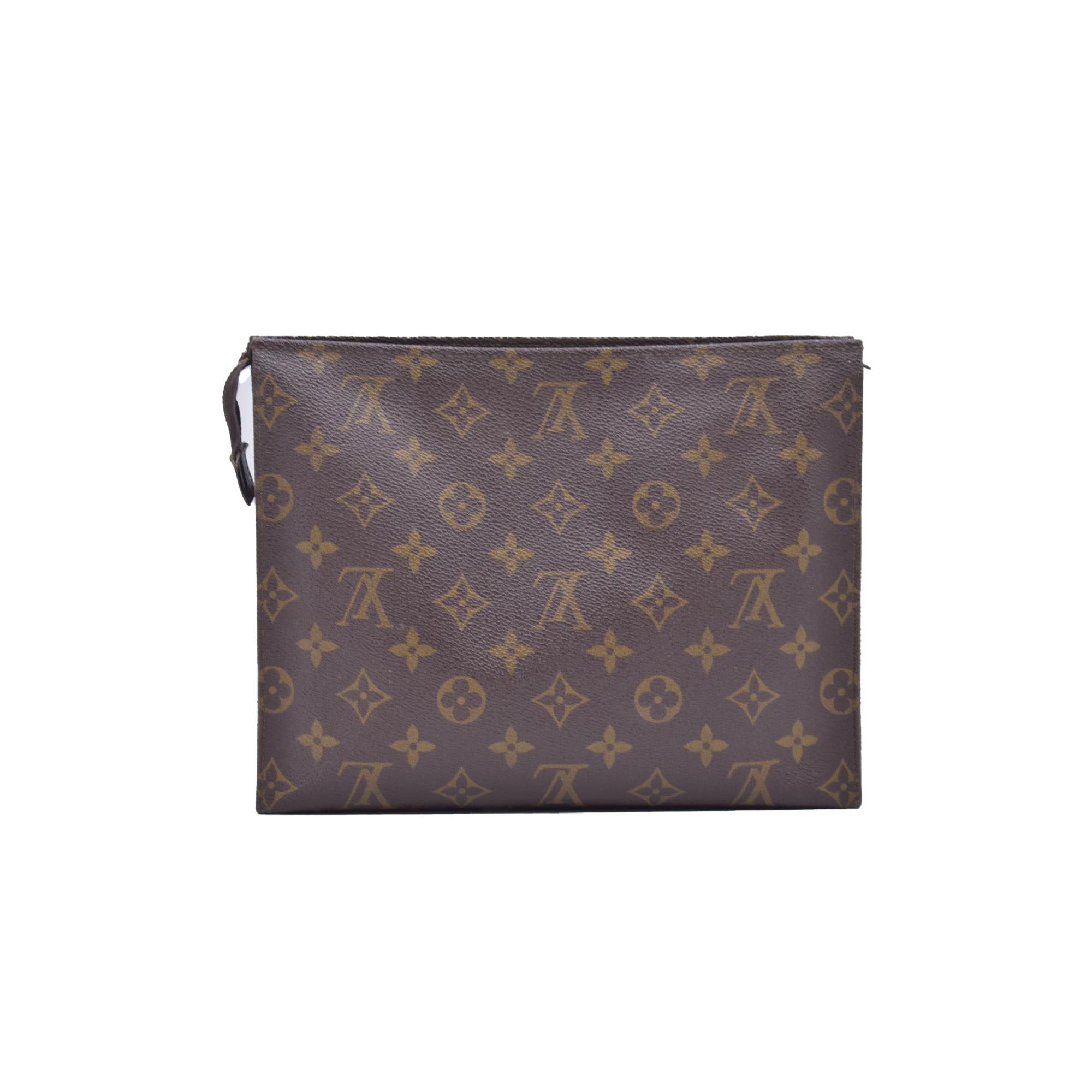 $760 Louis Vuitton Toiletry 26 Brown Monogram 833