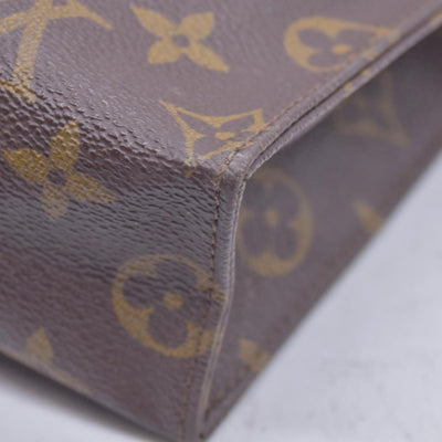 $760 Louis Vuitton Toiletry 26 Brown Monogram 833