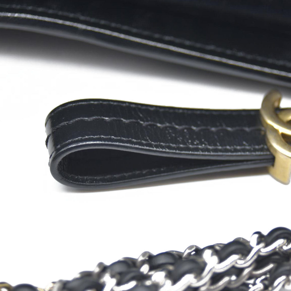 $5300 Chanel Coco Medium Gabrielle Hobo 2018