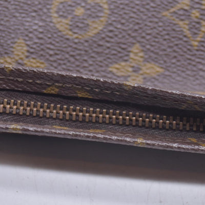 $760 Louis Vuitton Toiletry 26 Brown Monogram 833