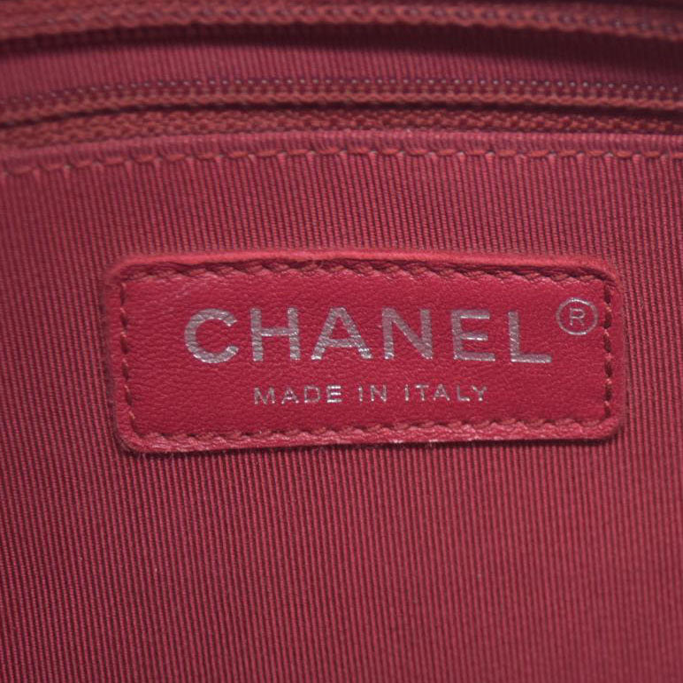 $5300 Chanel Coco Medium Gabrielle Hobo 2018