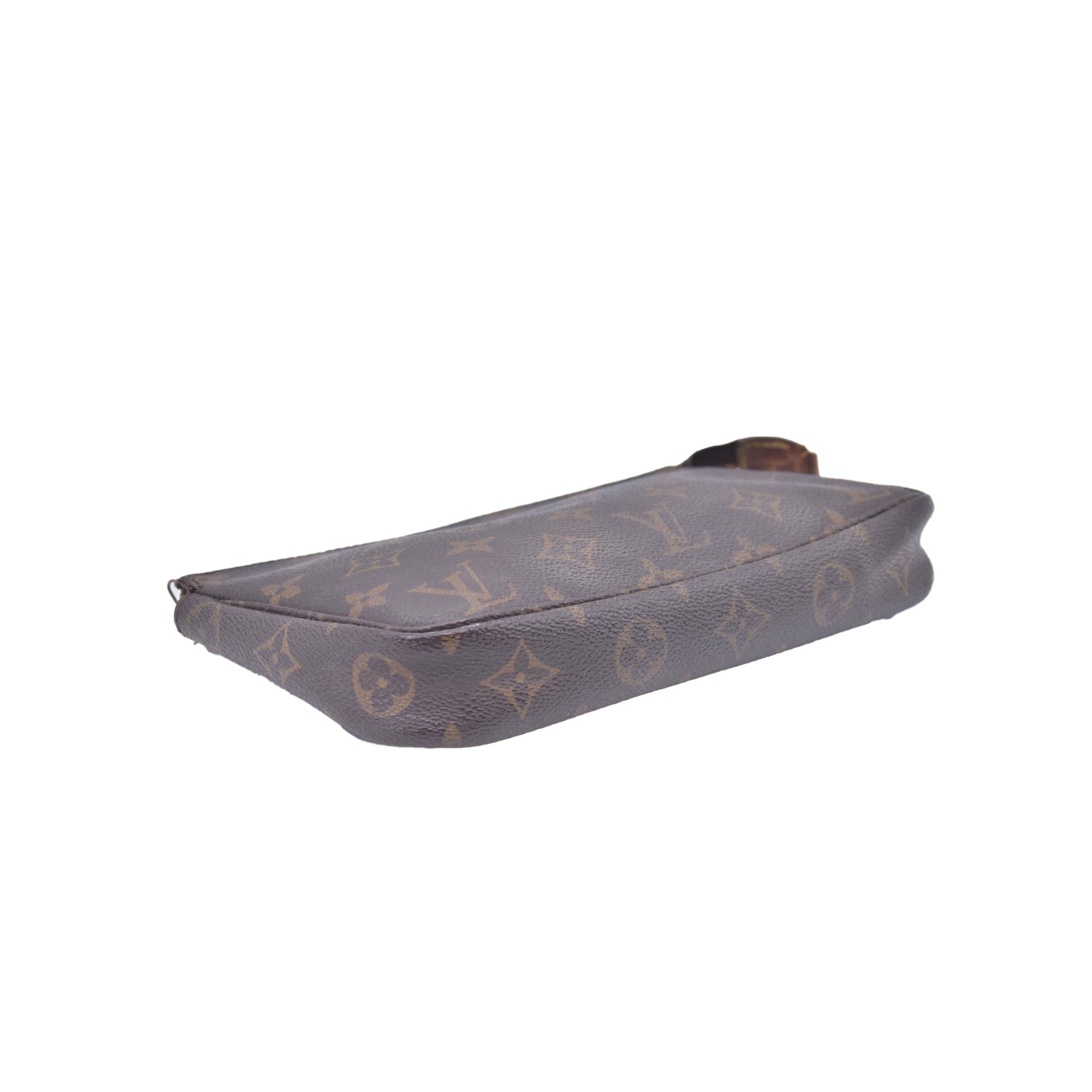 $1290 1996 Louis Vuitton Monogram Pochette Accessories AR0936