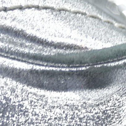 $2590 2019 Saint Laurent Leather Medium Metallic Niki Silver