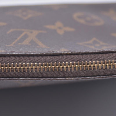 $1290 1996 Louis Vuitton Monogram Pochette Accessories AR0936