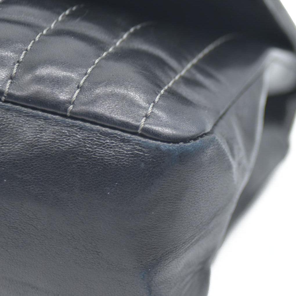 $4700 Chanel Vertical Quilted Medium Single Flap 2006