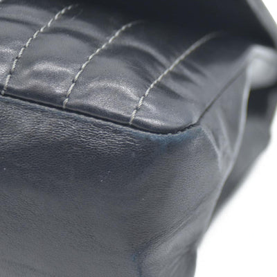 $4700 Chanel Vertical Quilted Medium Single Flap 2006