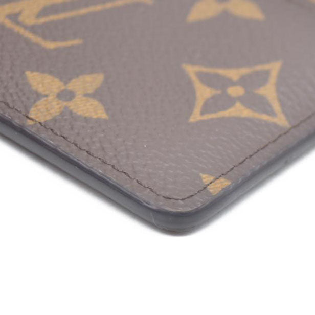 $285 Louis Vuitton Monogram Reverse Card Case