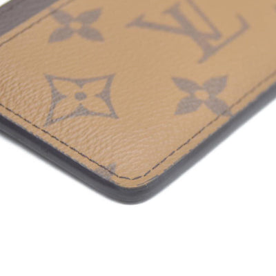 $285 Louis Vuitton Monogram Reverse Card Case