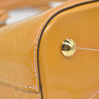 $1560 2014 LOUIS VUITTON Vernis Montebello PM Dune DR2194