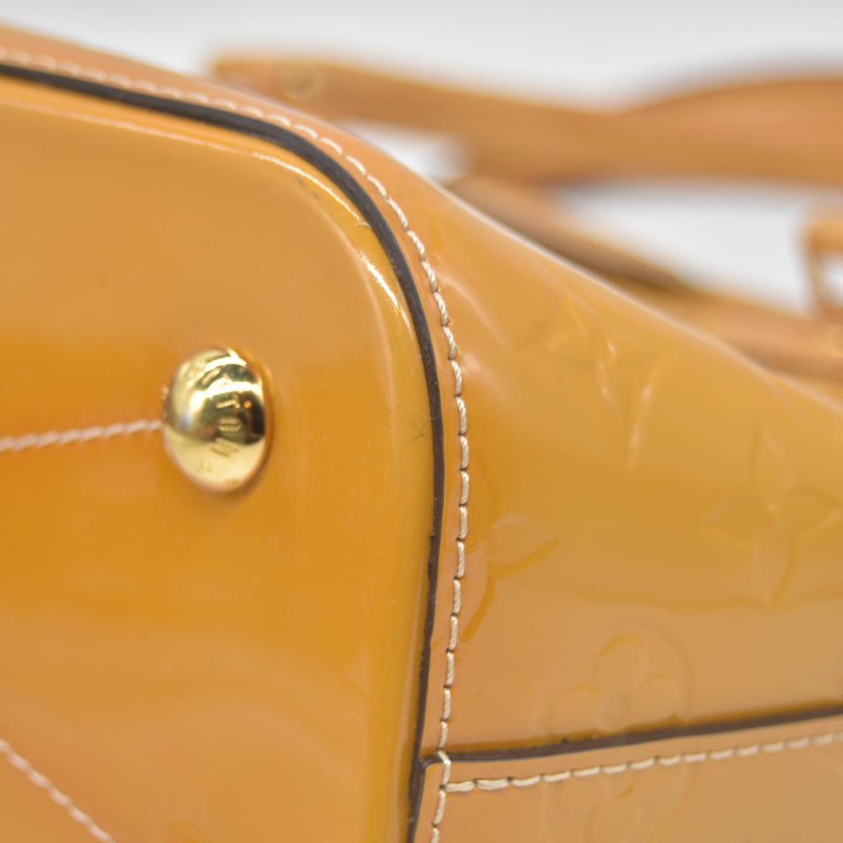 $1560 2014 LOUIS VUITTON Vernis Montebello PM Dune DR2194