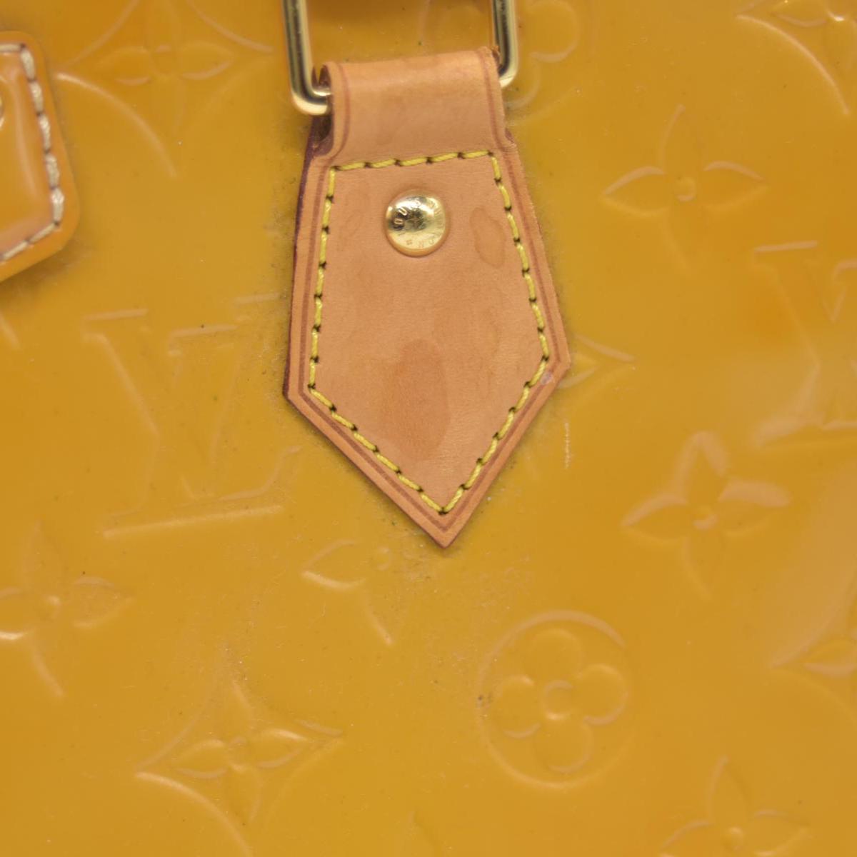 $1560 2014 LOUIS VUITTON Vernis Montebello PM Dune DR2194