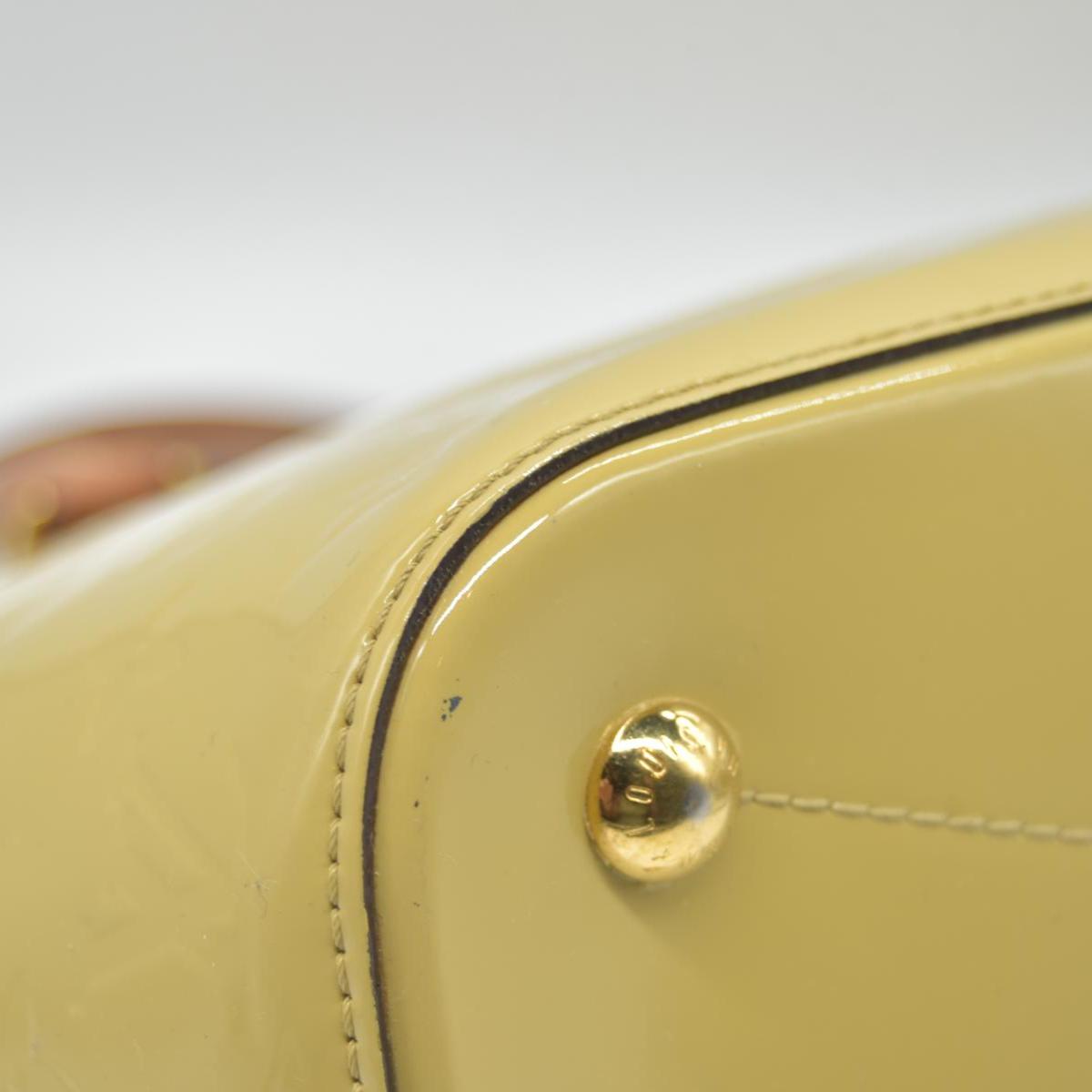 $1560 2014 LOUIS VUITTON Vernis Montebello PM Dune DR2114