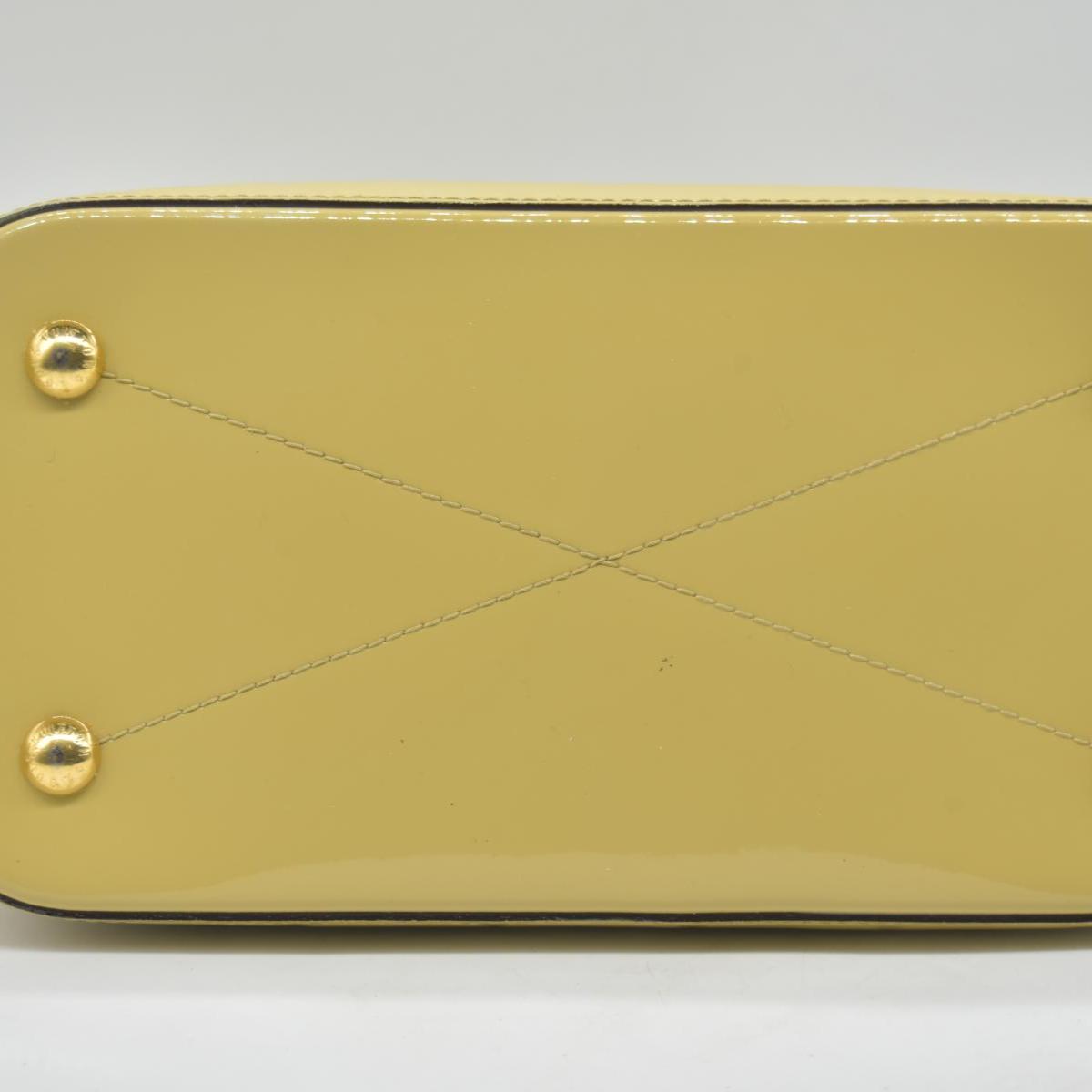 $1560 2014 LOUIS VUITTON Vernis Montebello PM Dune DR2114