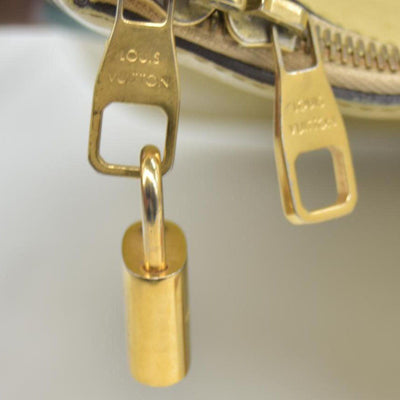 $1560 2014 LOUIS VUITTON Vernis Montebello PM Dune DR2114