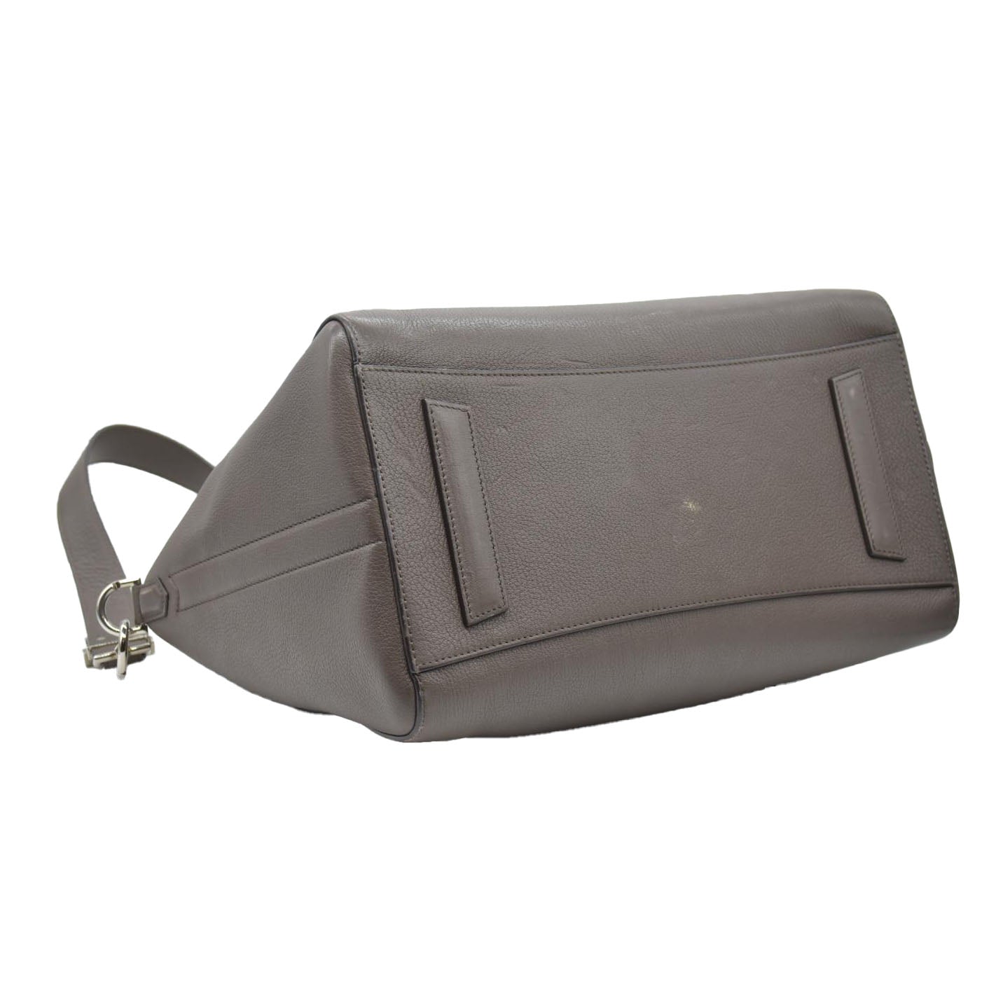 $2750 Givenchy Leather Grey Sugar Goatskin Leather Antigona Bag Medium 10020171