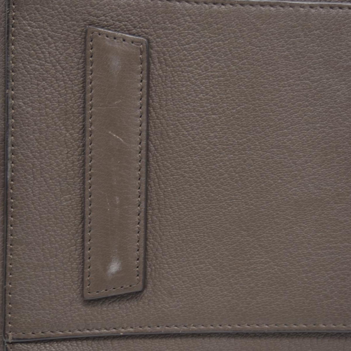 $2750 Givenchy Leather Grey Sugar Goatskin Leather Antigona Bag Medium 10020171
