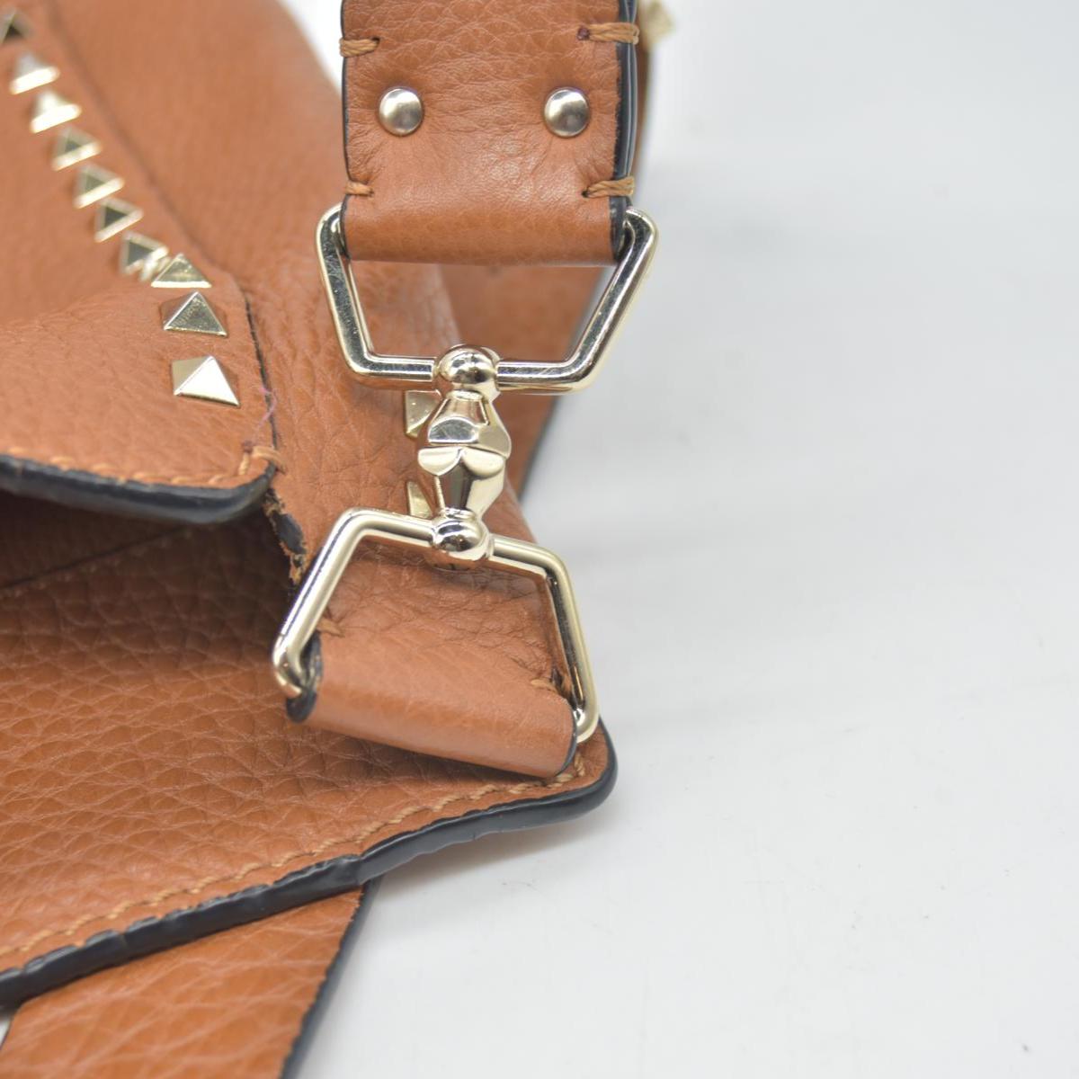 $2275 Valentino Pebbled Calfskin Small Rockstud Flip-Lock Messenger Bag Brown