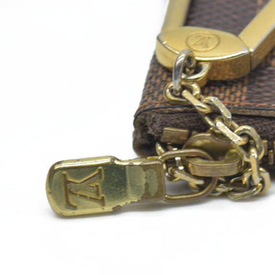 AUCTION  $345 Louis Vuitton  Damier Ebene Key Pouch