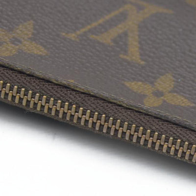 AUCTION  $345  Louis Vuitton  Monogram Key Pouch