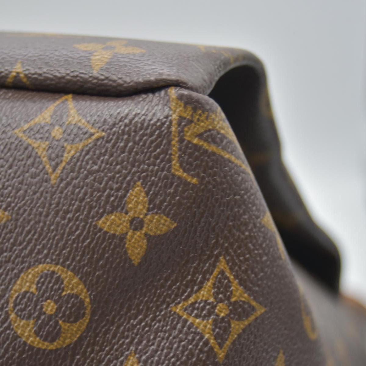 $2500 Louis Vuitton Monogram Artsy MM 10020301