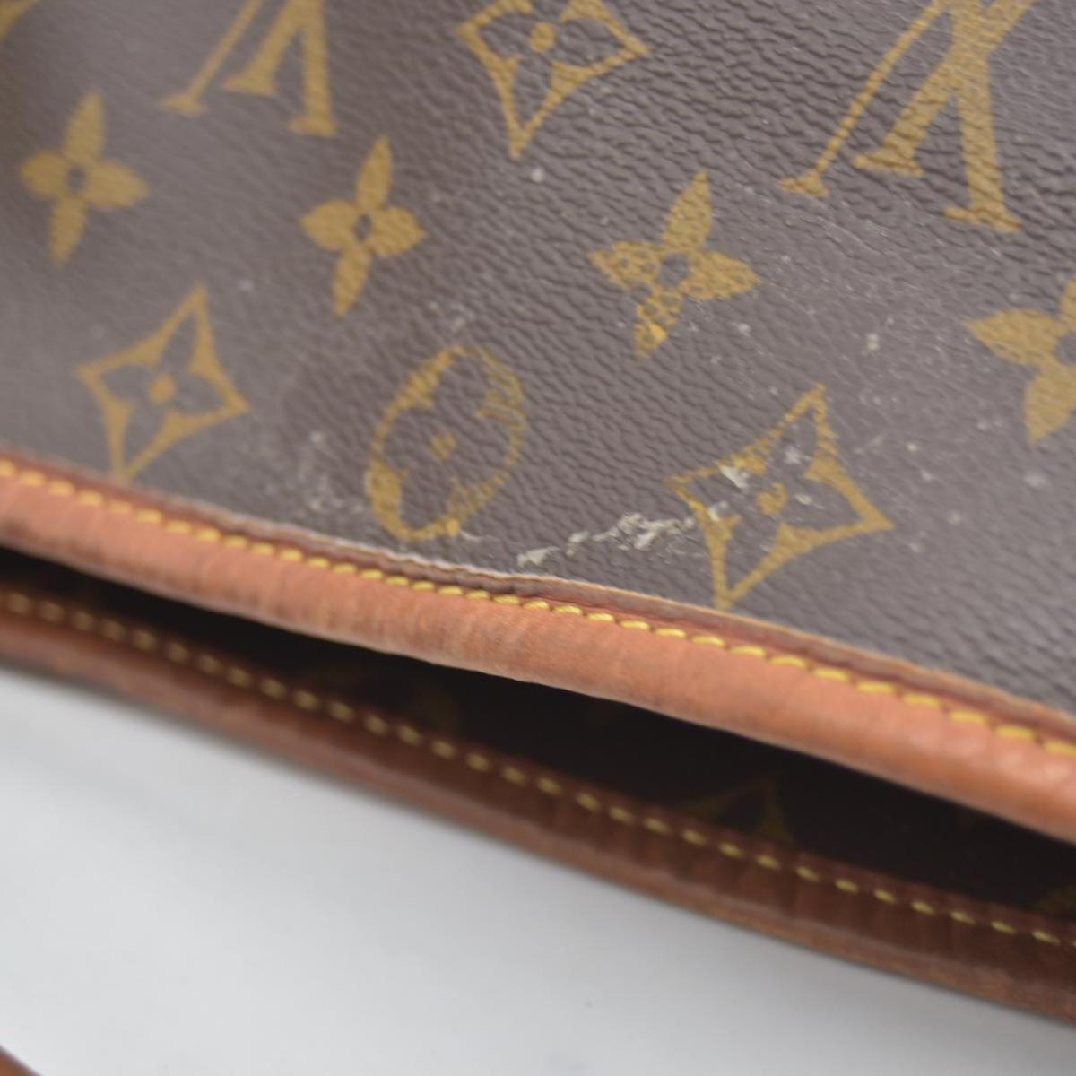 $2500 Louis Vuitton Monogram Artsy MM 10020301